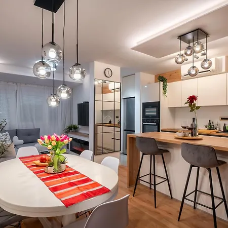 Ctrl Alt Retreat Split Appartement *