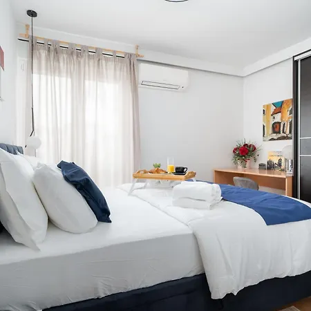 Ctrl Alt Retreat Apartment Split