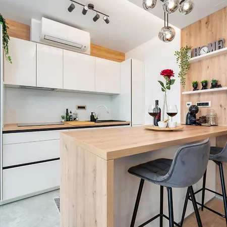 Ctrl Alt Retreat Apartment Split