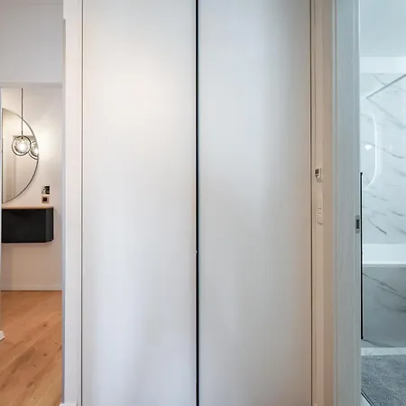 Ctrl Alt Retreat - 4 Star And Parking Appartement