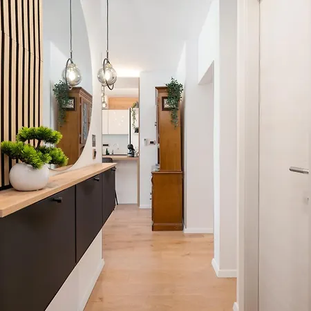 Apartment Ctrl Alt Retreat - 4 Star And Parking