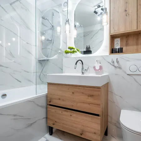 Apartment Ctrl Alt Retreat - 4 Star And Parking *